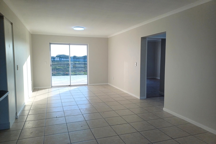 To Let 2 Bedroom Property for Rent in Royal Ascot Western Cape